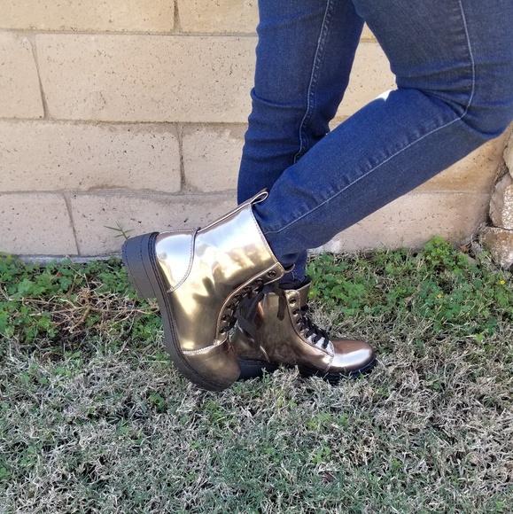 Combat Metallic Lace Up Boots - - Picture 5 of 5
